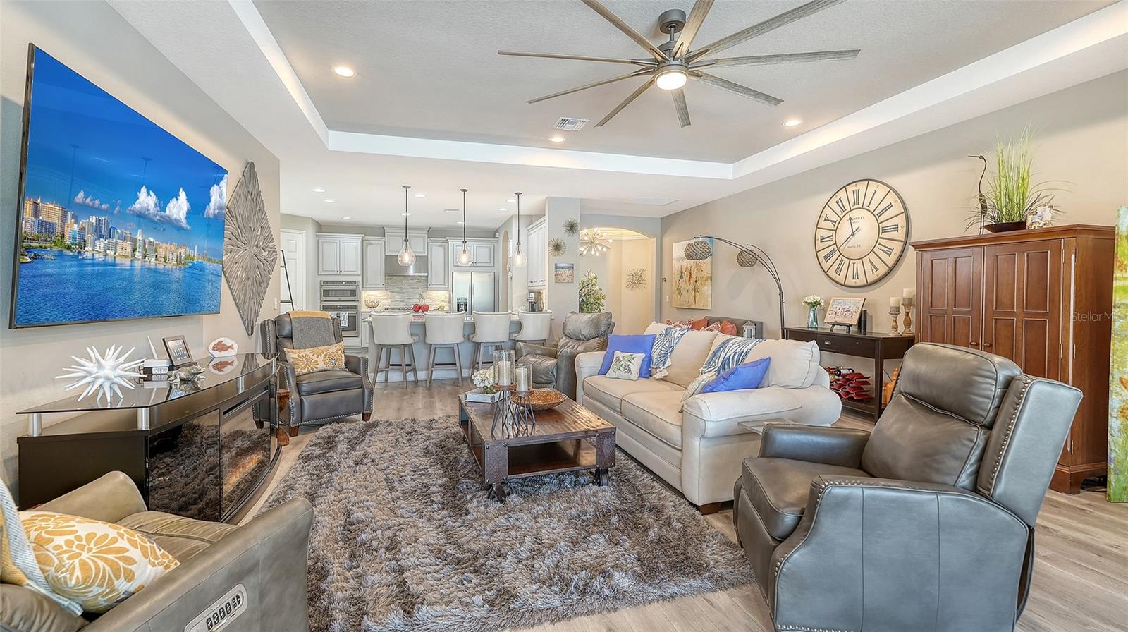 ARBOR LAKES ON PALMER RANCH - Residential