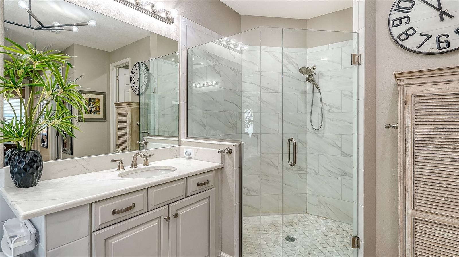 ARBOR LAKES ON PALMER RANCH - Residential