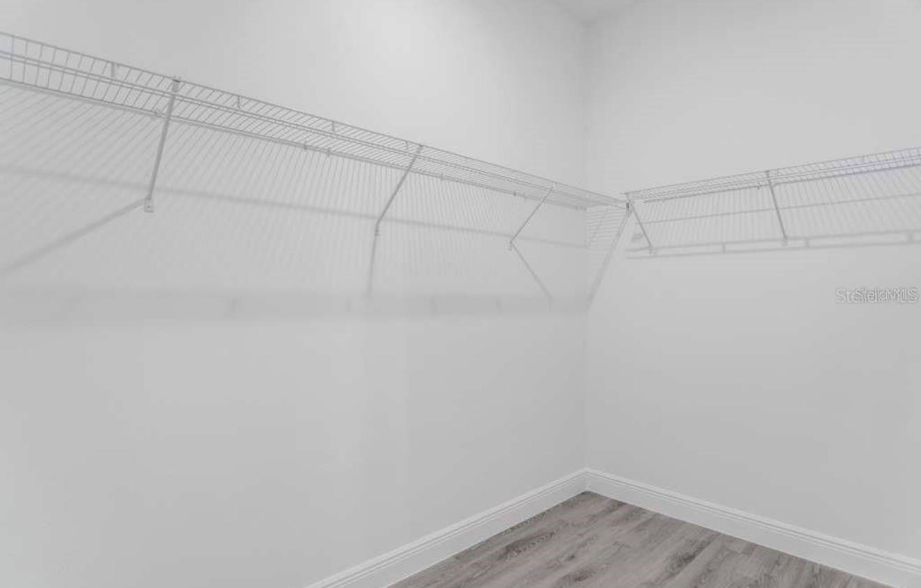 MARION OAKS UN 05 - Residential Lease