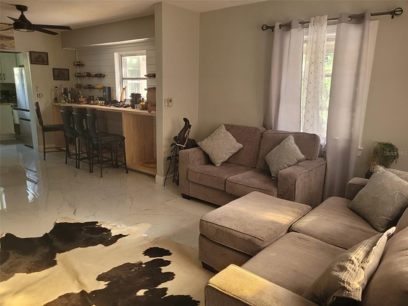 HICKORY HILL RETREATS UNIT 03 - Residential