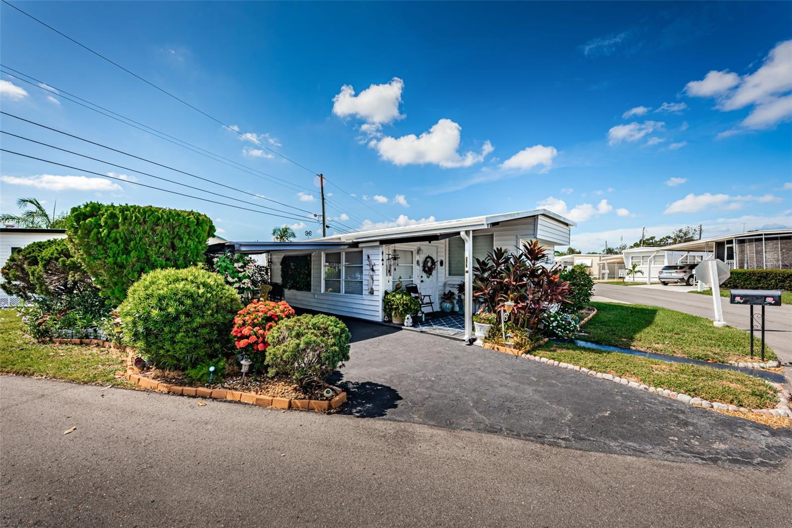 MAGNOLIA MANOR MOBILE HOME PARK UNREC - Residential