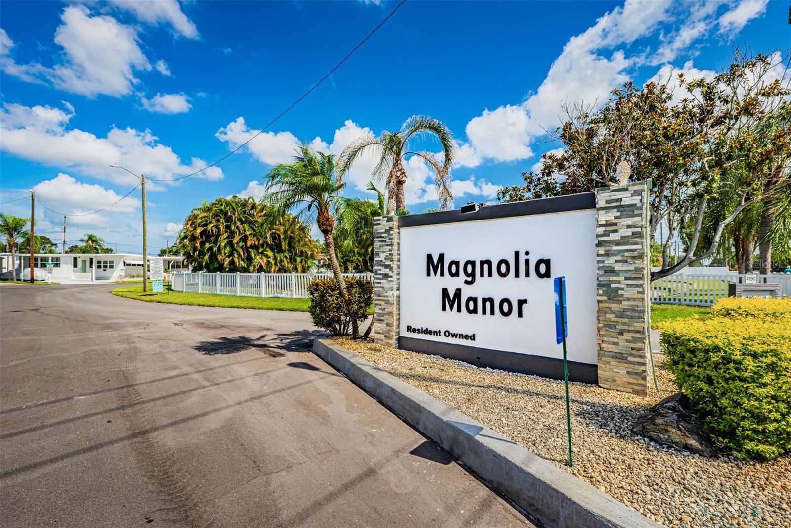 MAGNOLIA MANOR MOBILE HOME PARK UNREC - Residential
