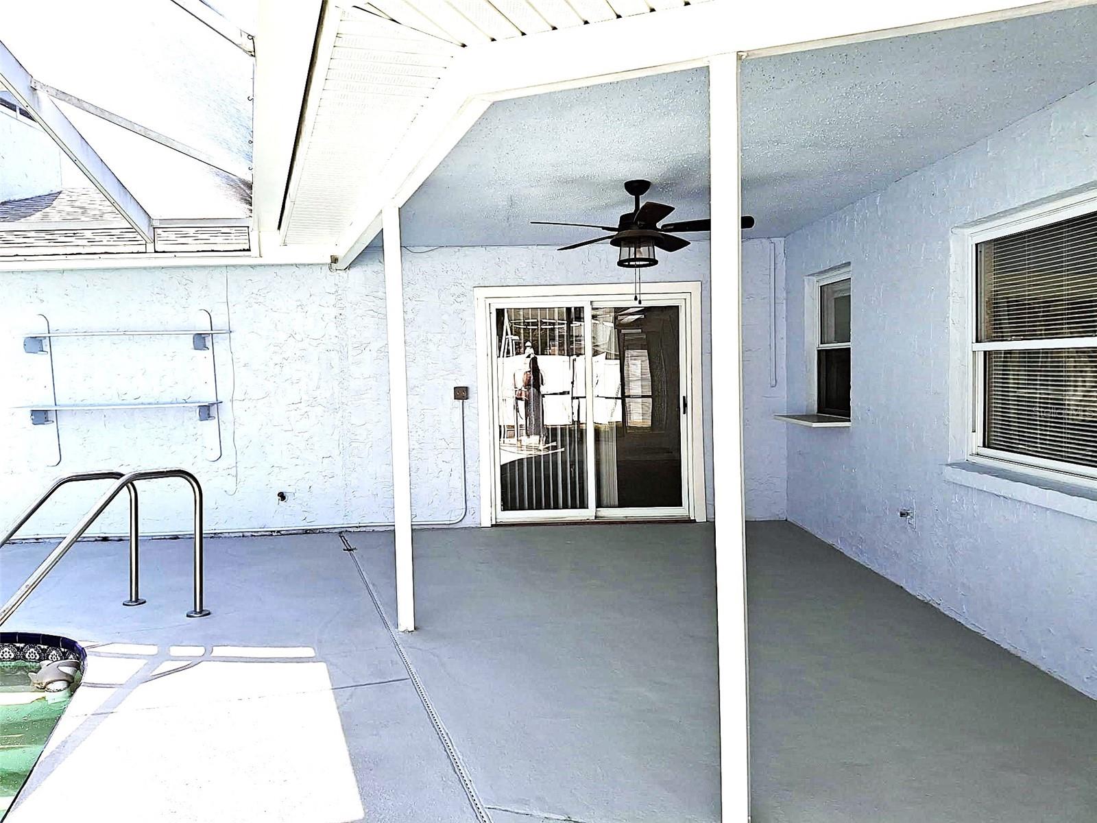 SOMERSET LAKES UNIT ONE - Residential Lease