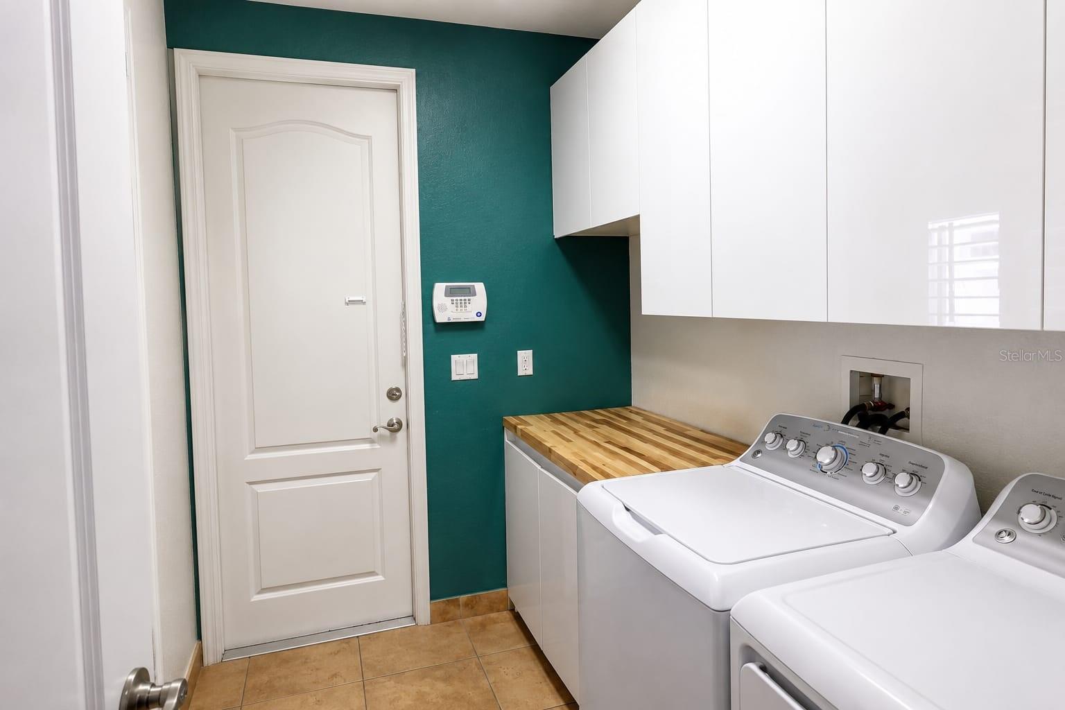 PRESTON SQUARE - Residential