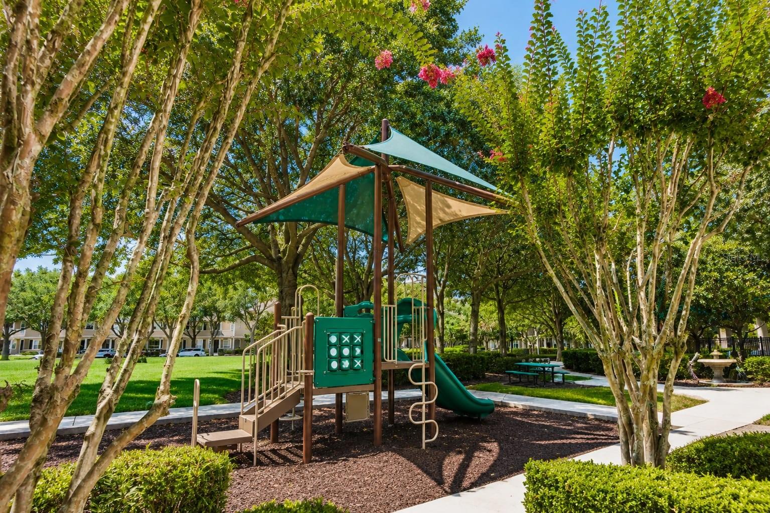 PRESTON SQUARE - Residential