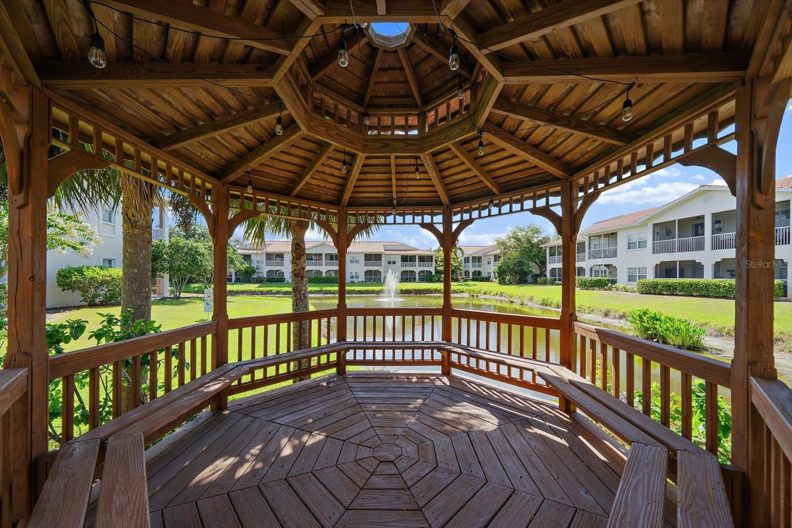 PLAZA DE FLORES - Residential