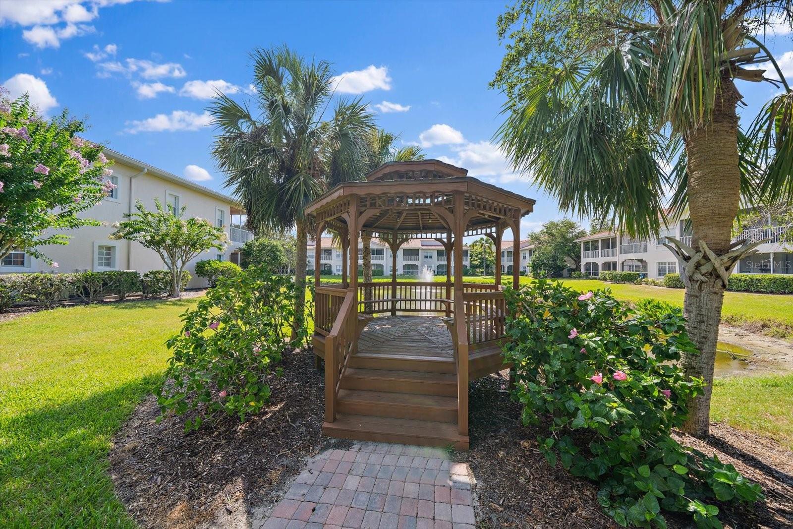 PLAZA DE FLORES - Residential