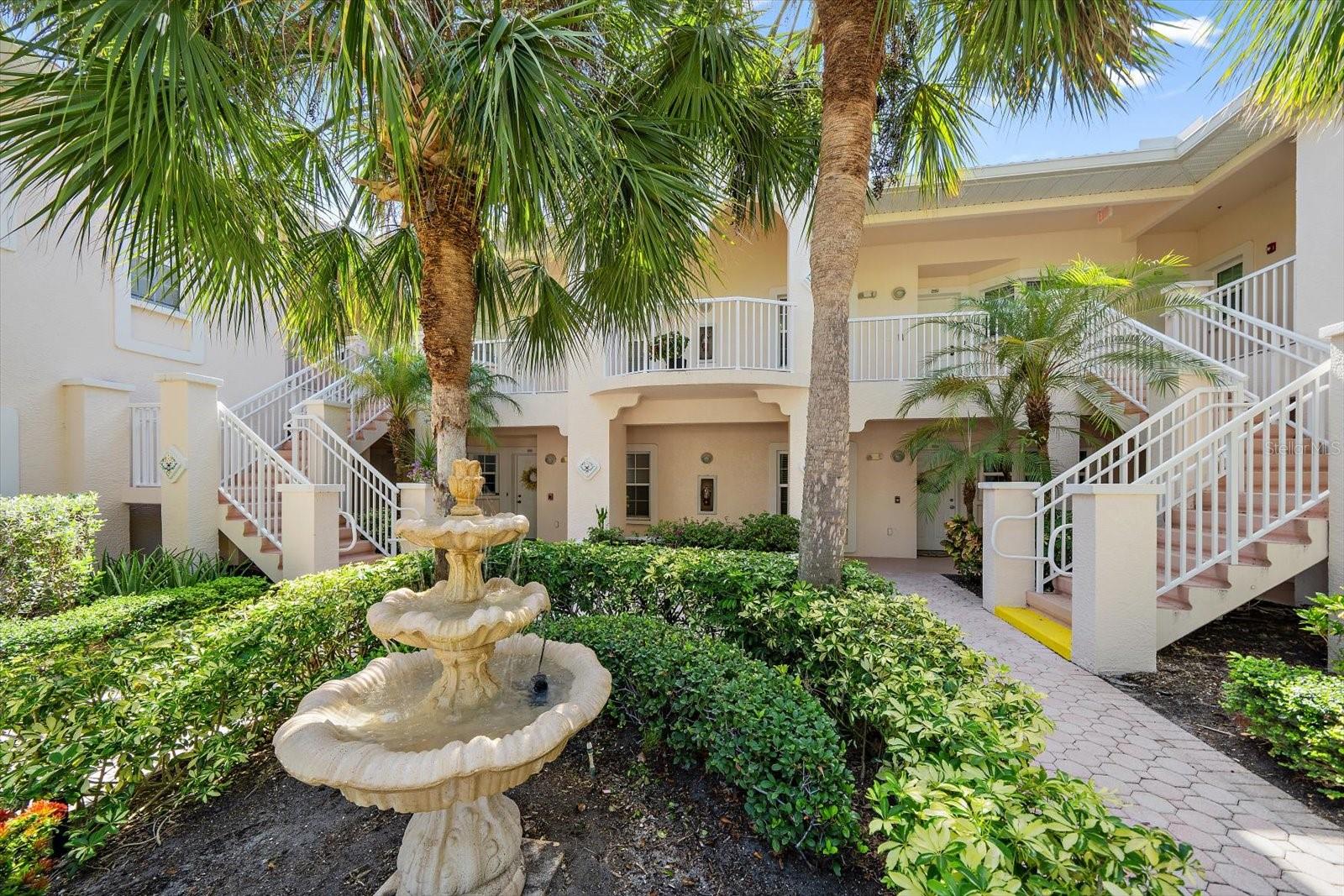PLAZA DE FLORES - Residential