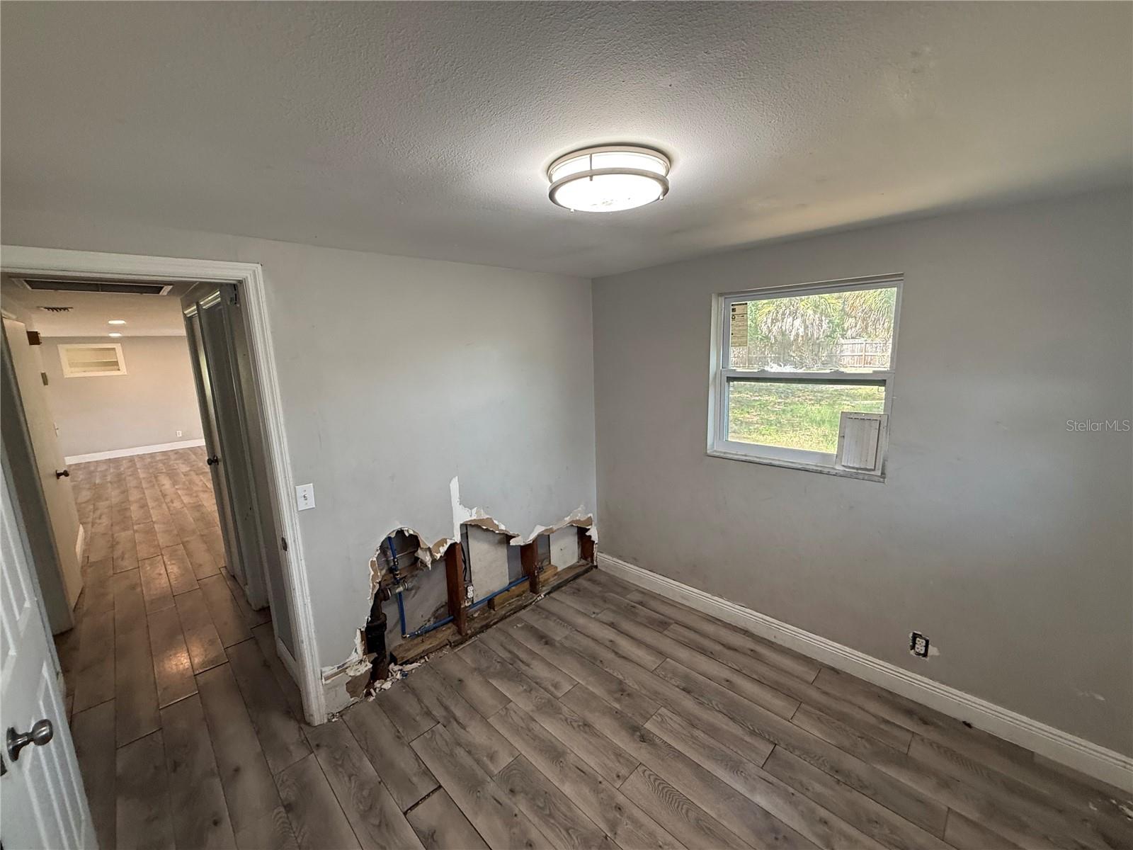UNPLATTED - Residential