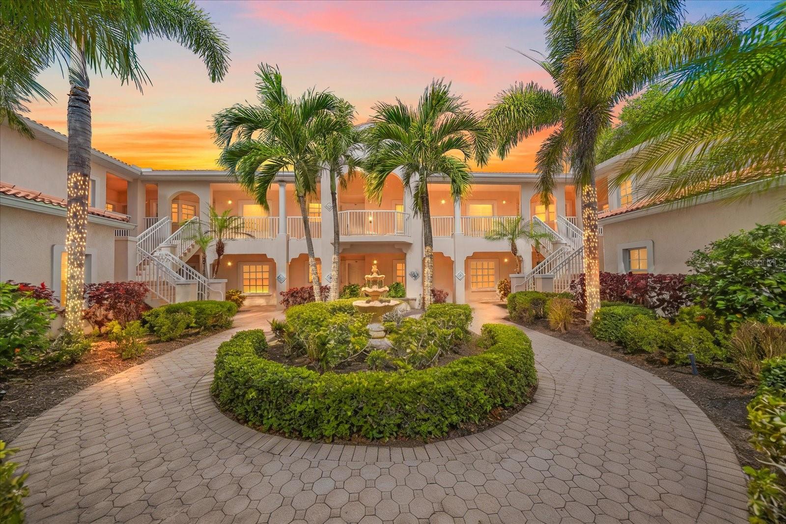 PLAZA DE FLORES - Residential