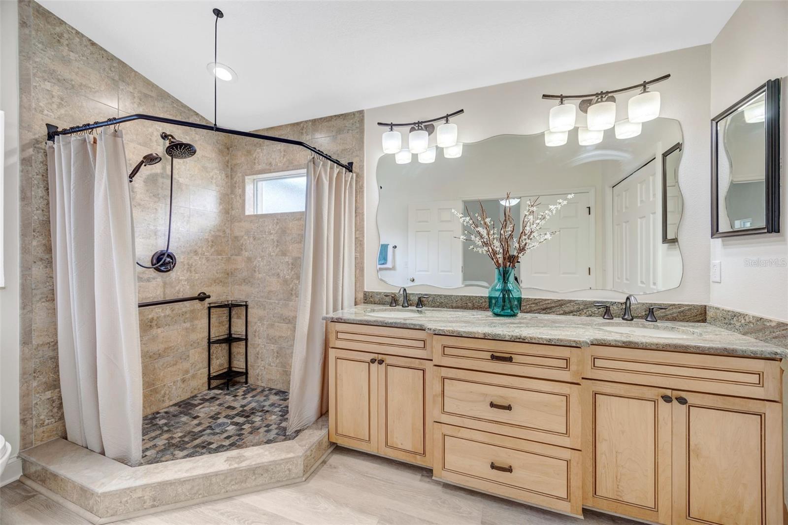 BUCKHORN FIFTH ADD UNIT 2A - Residential