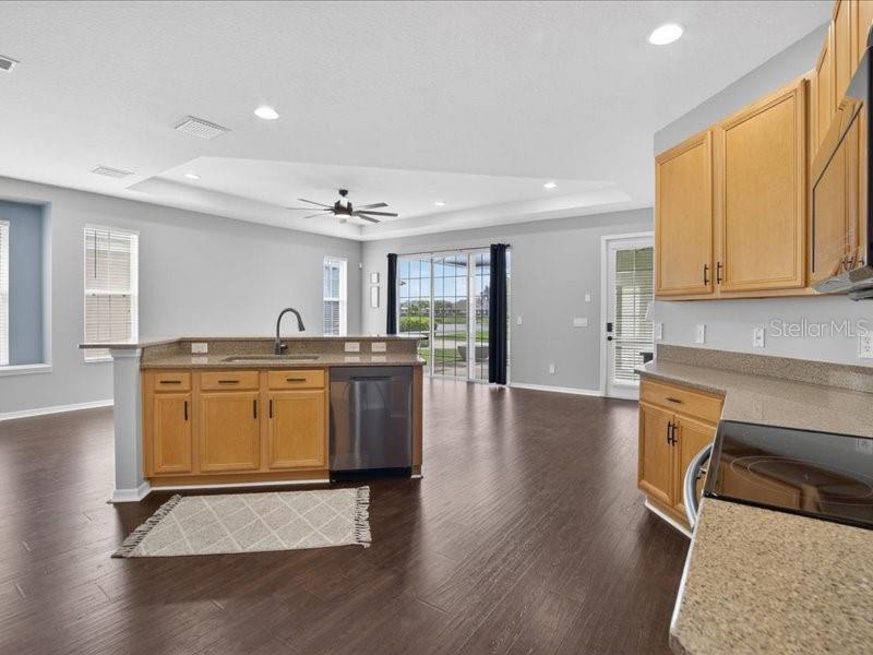 MIRABAY PARCEL 7 PHASE 1 - Residential