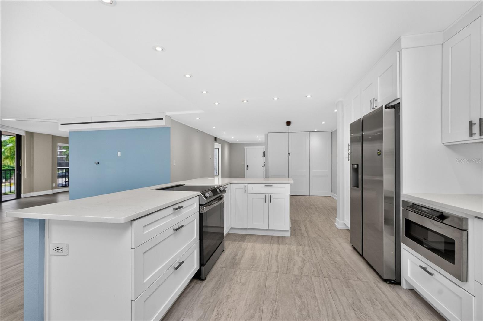 EMERALD POINTE PH 04 - Residential