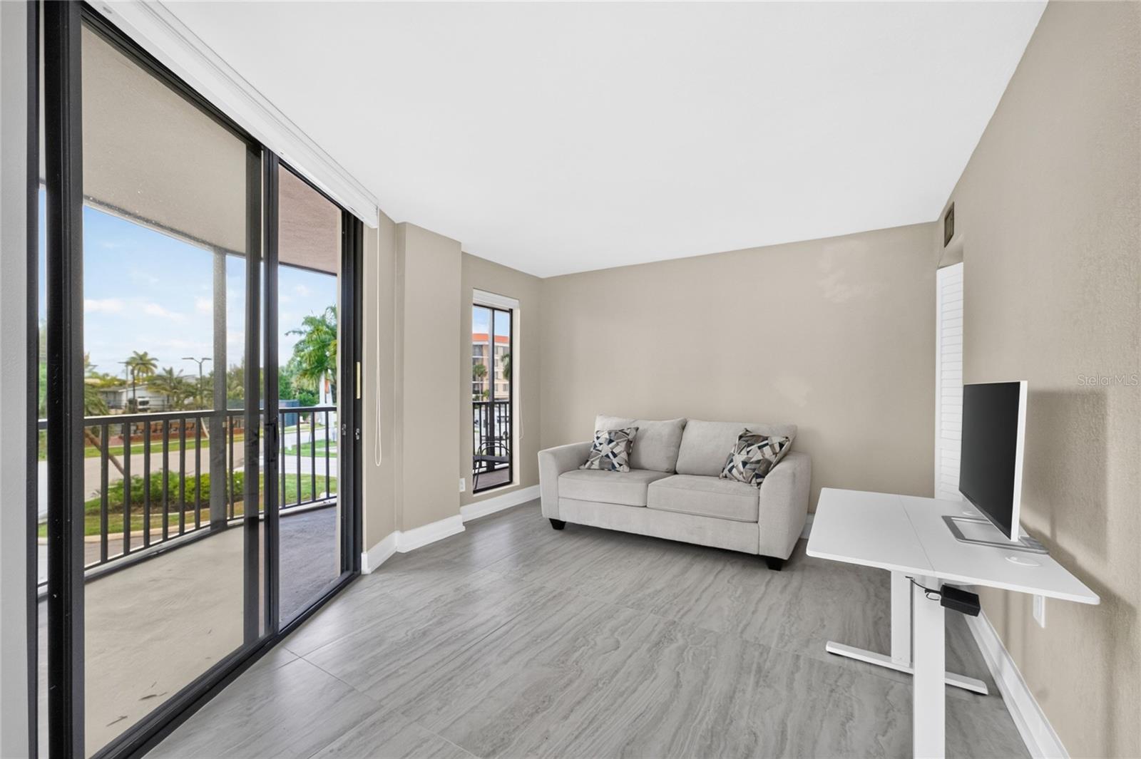EMERALD POINTE PH 04 - Residential