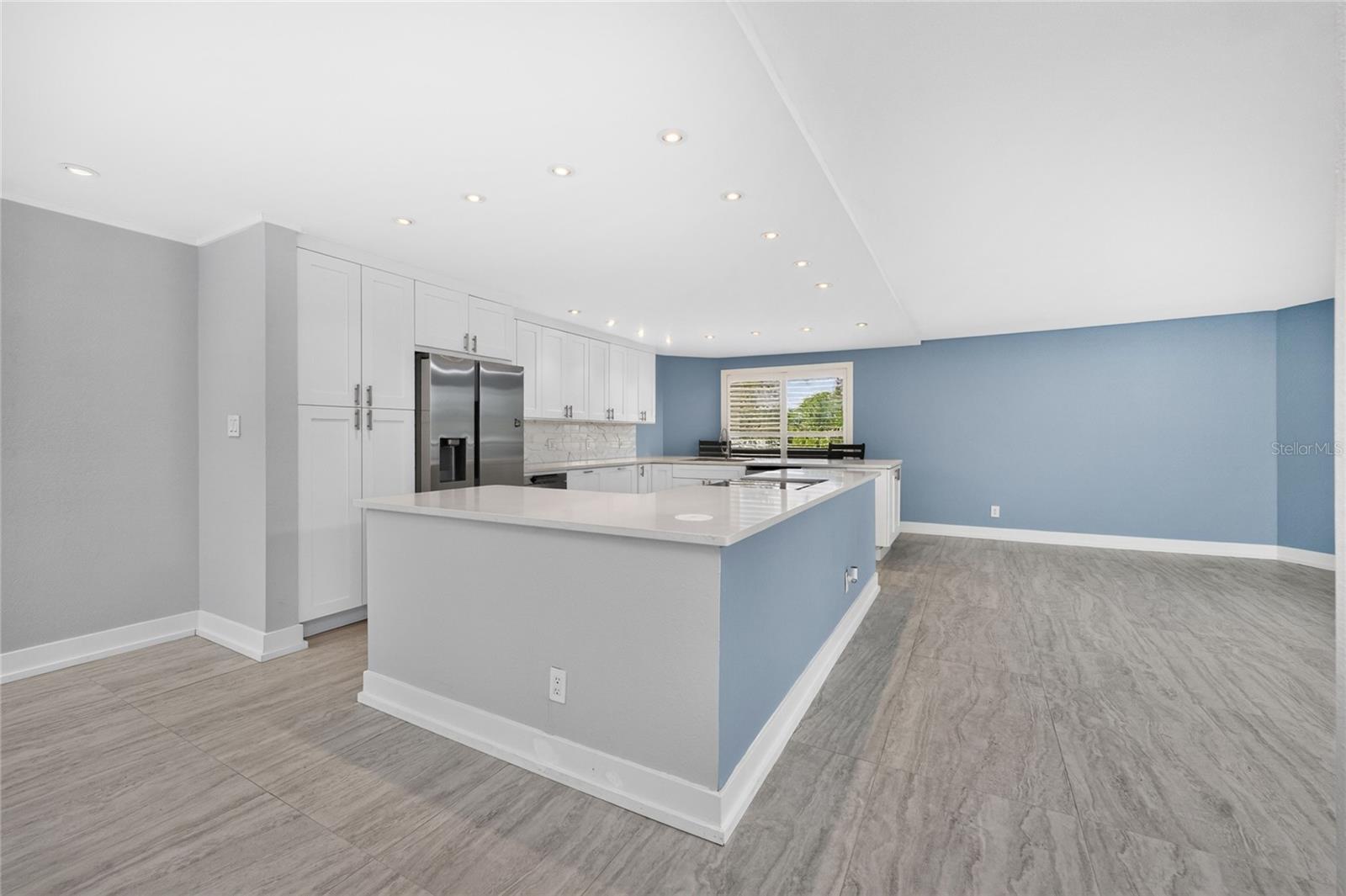 EMERALD POINTE PH 04 - Residential