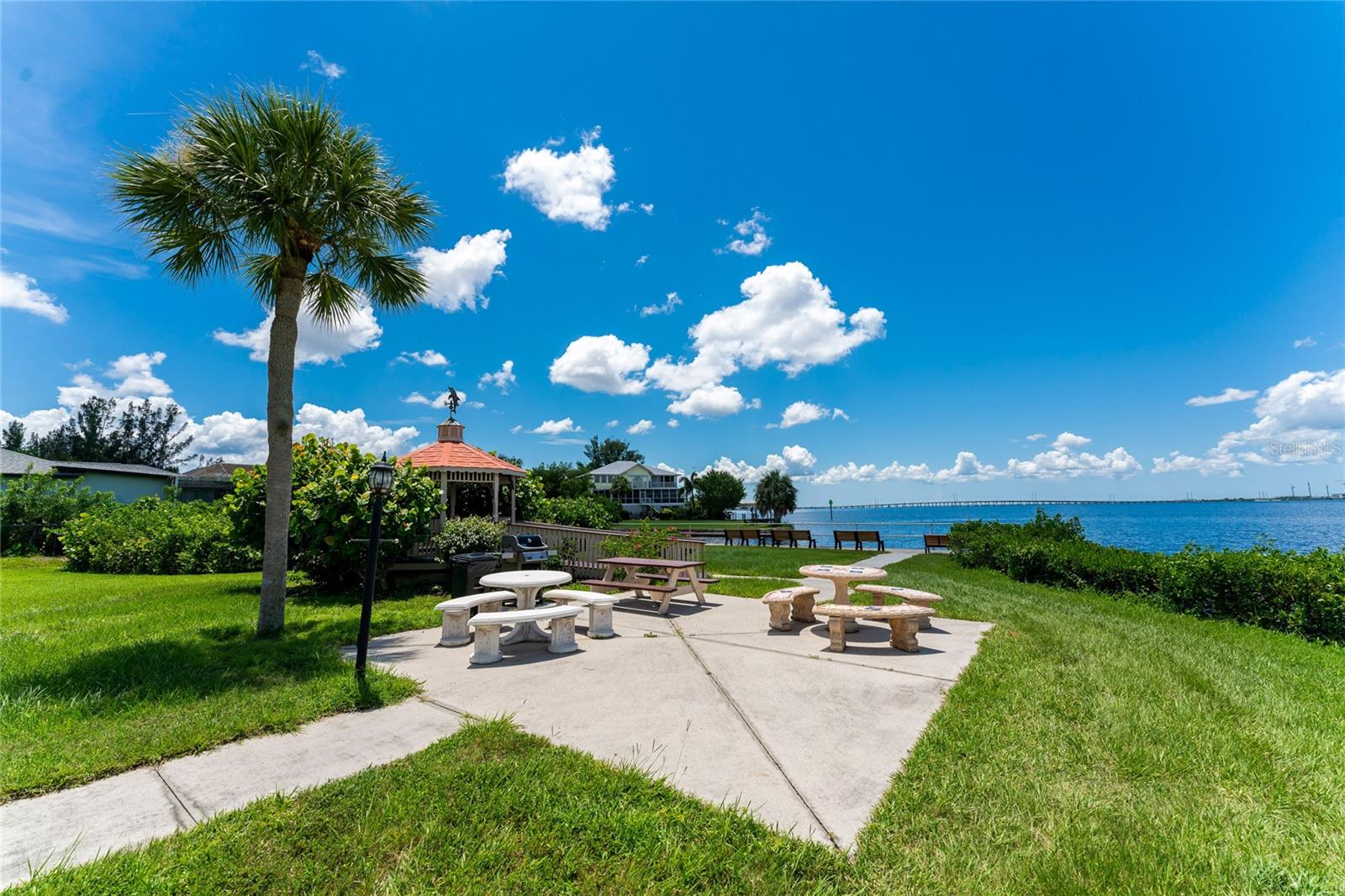 EMERALD POINTE PH 04 - Residential