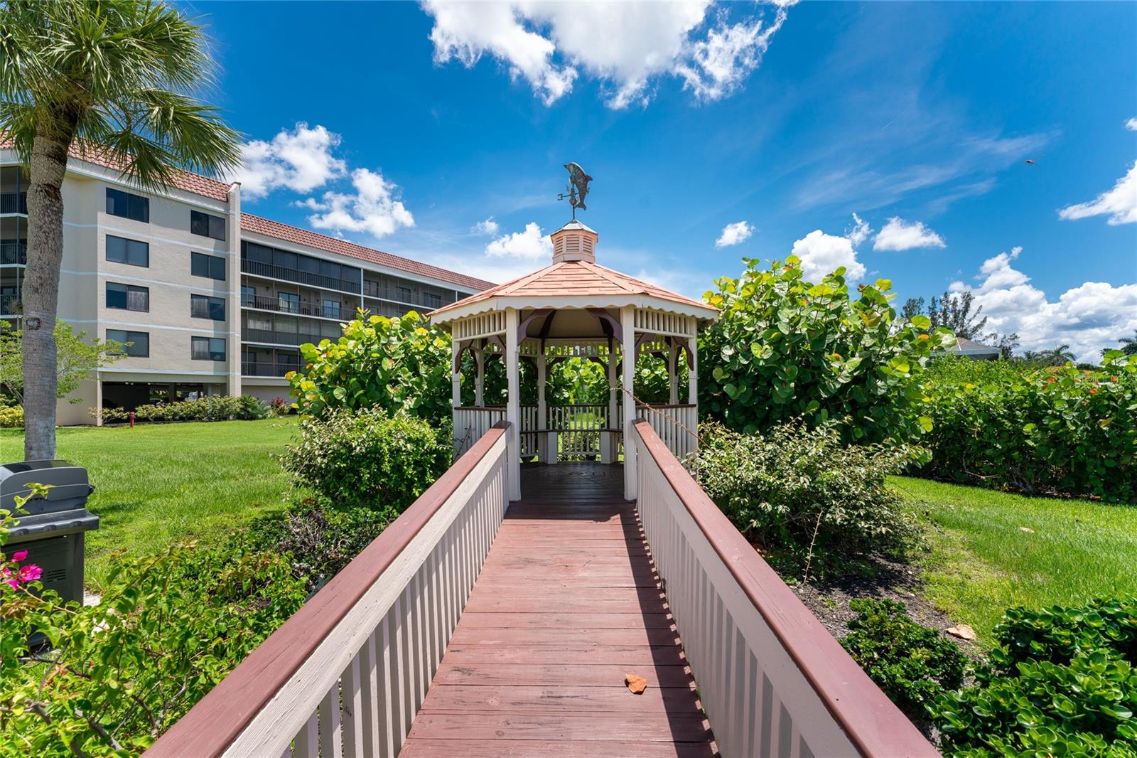 EMERALD POINTE PH 04 - Residential