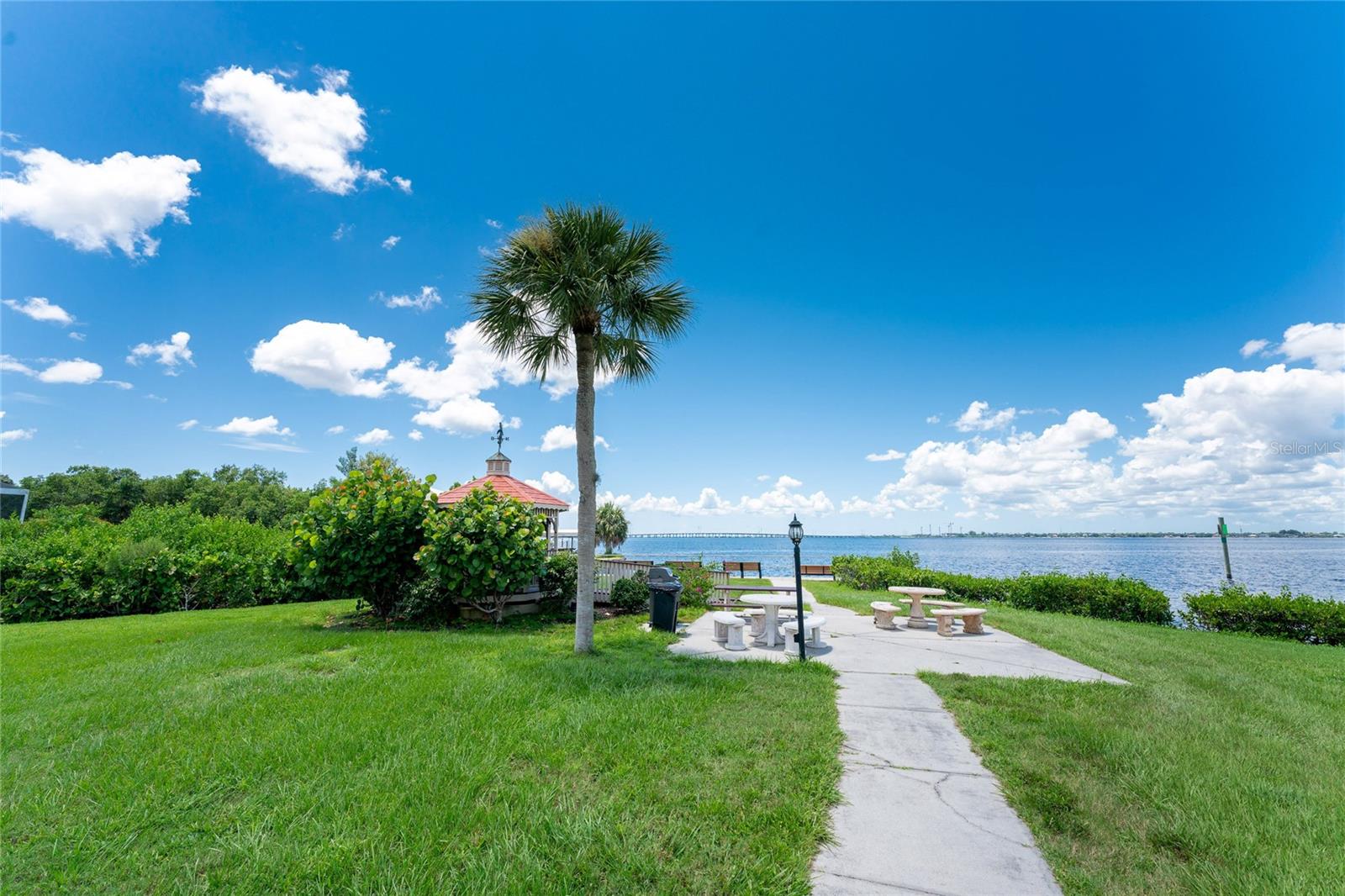 EMERALD POINTE PH 04 - Residential