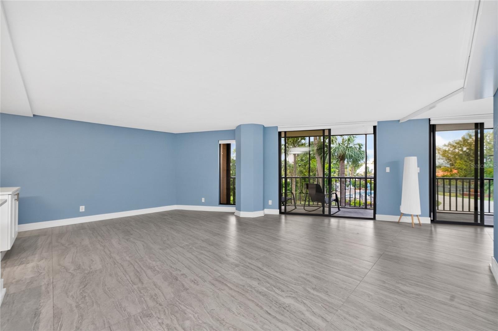 EMERALD POINTE PH 04 - Residential