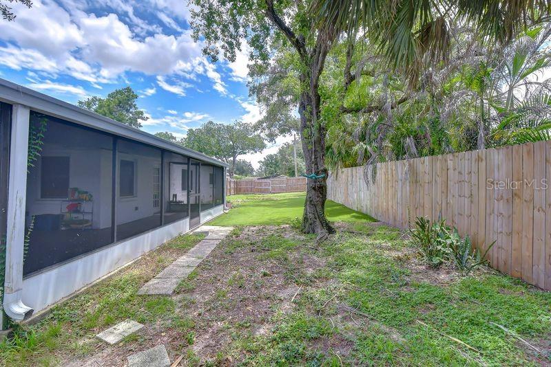 LARRIE ELLEN PARK - Residential