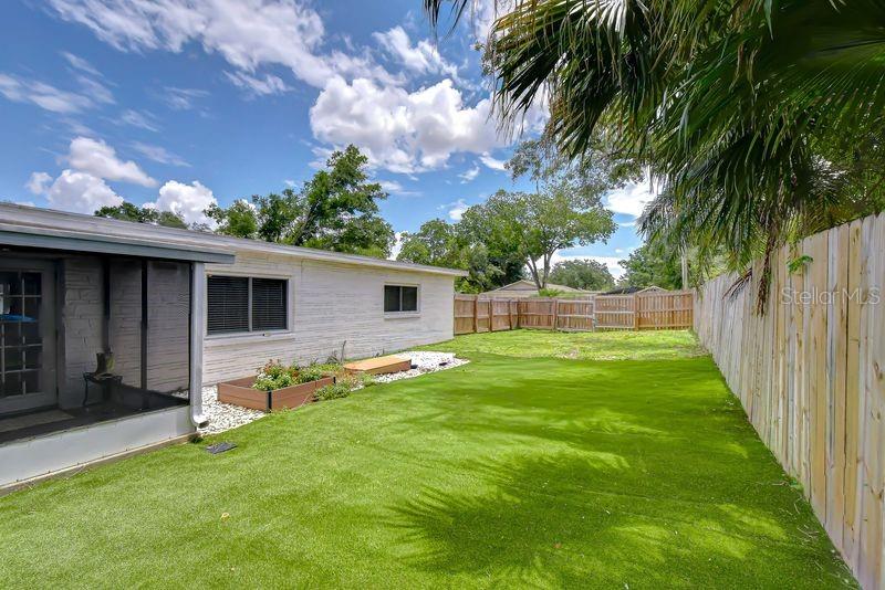 LARRIE ELLEN PARK - Residential