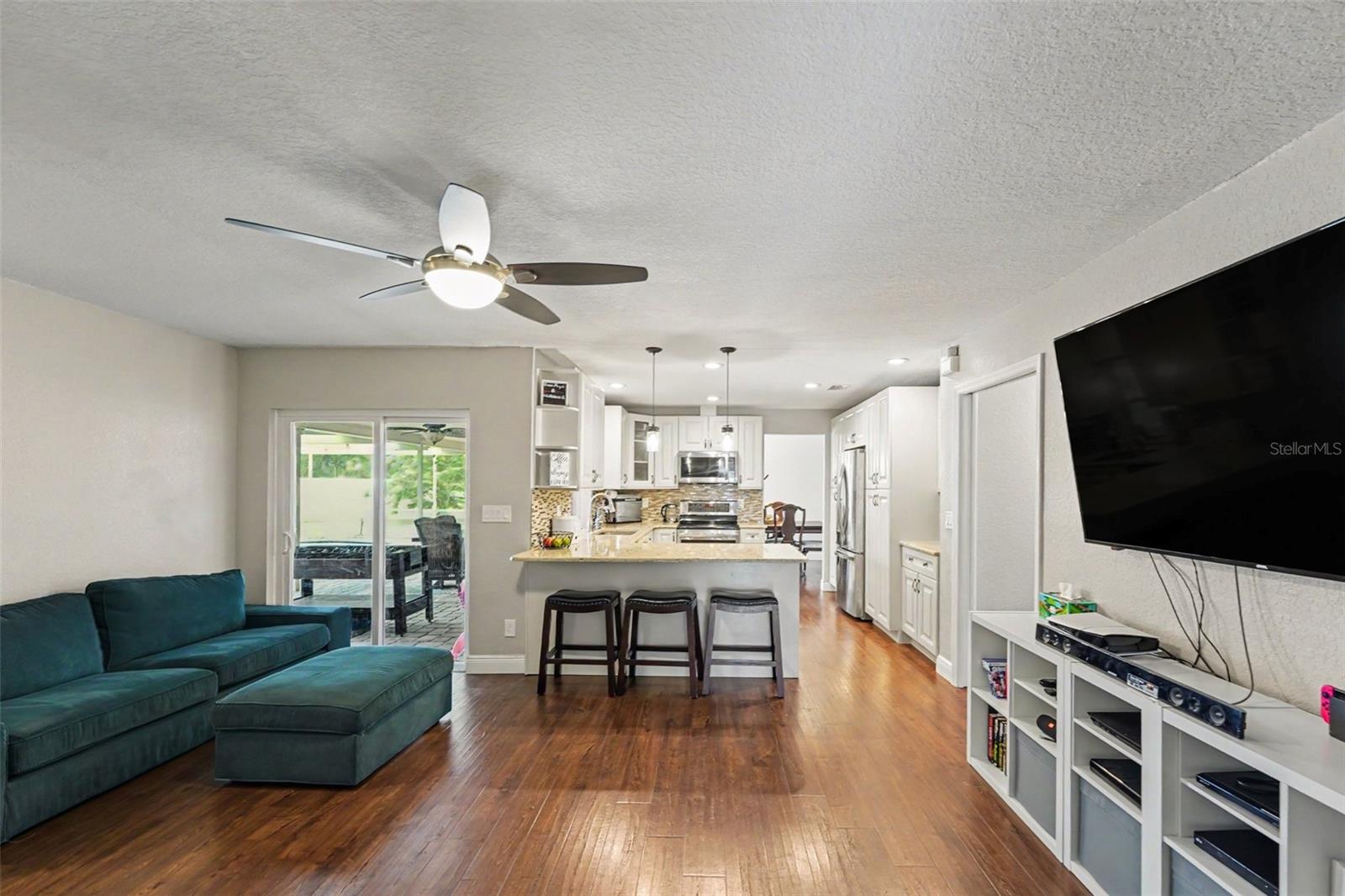 COUNTRYSIDE TR 8 UNIT ONE - Residential