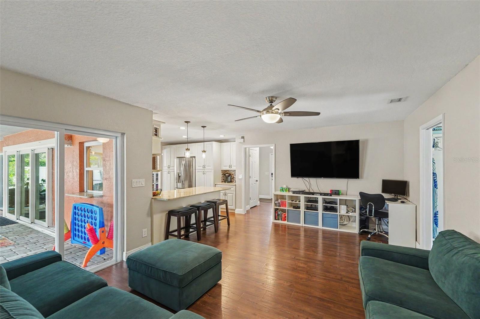 COUNTRYSIDE TR 8 UNIT ONE - Residential