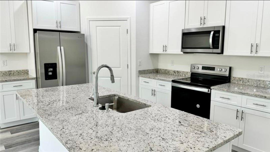 CITRUS SPGS UNIT 11 - Residential