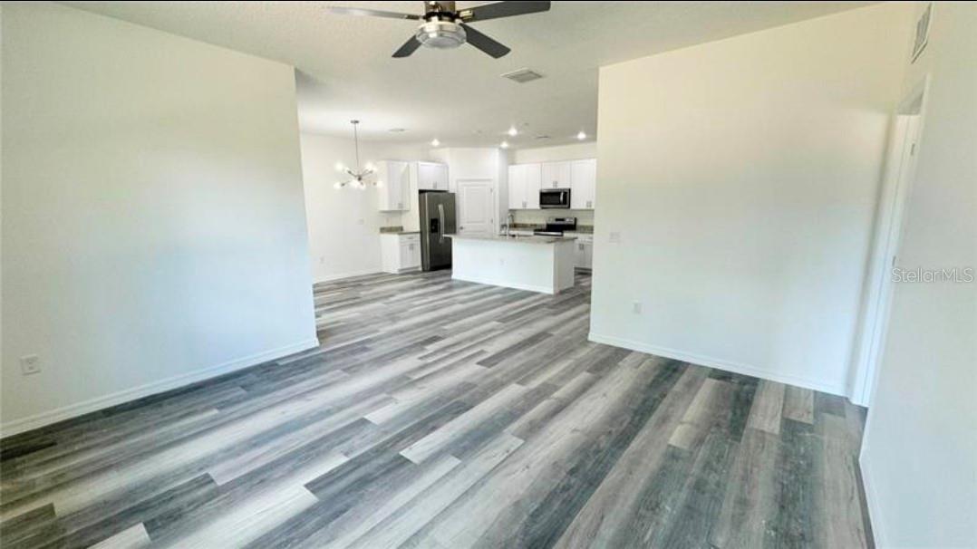 CITRUS SPGS UNIT 11 - Residential