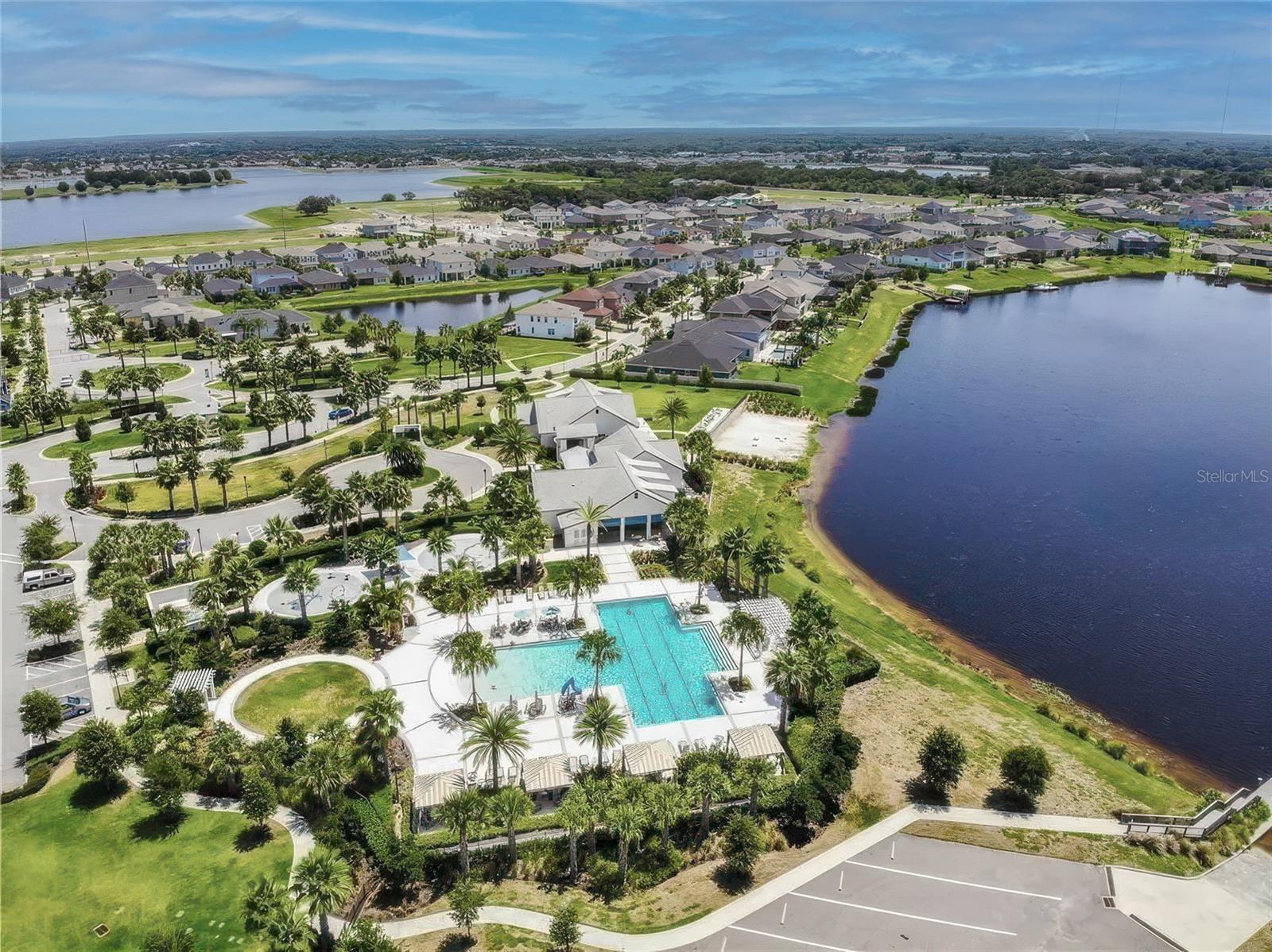 LUCAYA LAKE CLUB - Residential