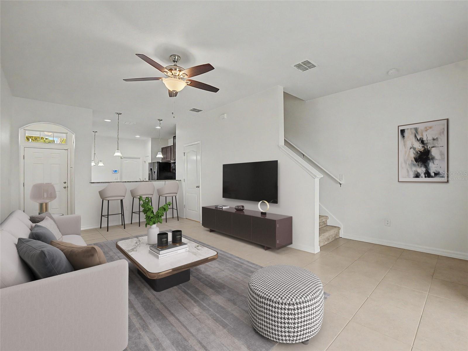 LUCAYA LAKE CLUB - Residential