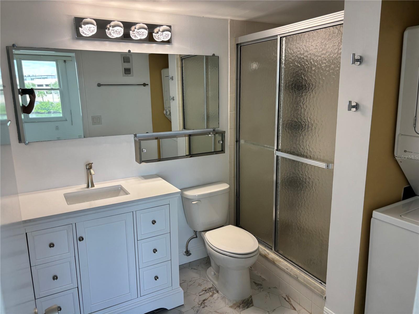 BAY ISLAND GROUP 6 - Residential Lease