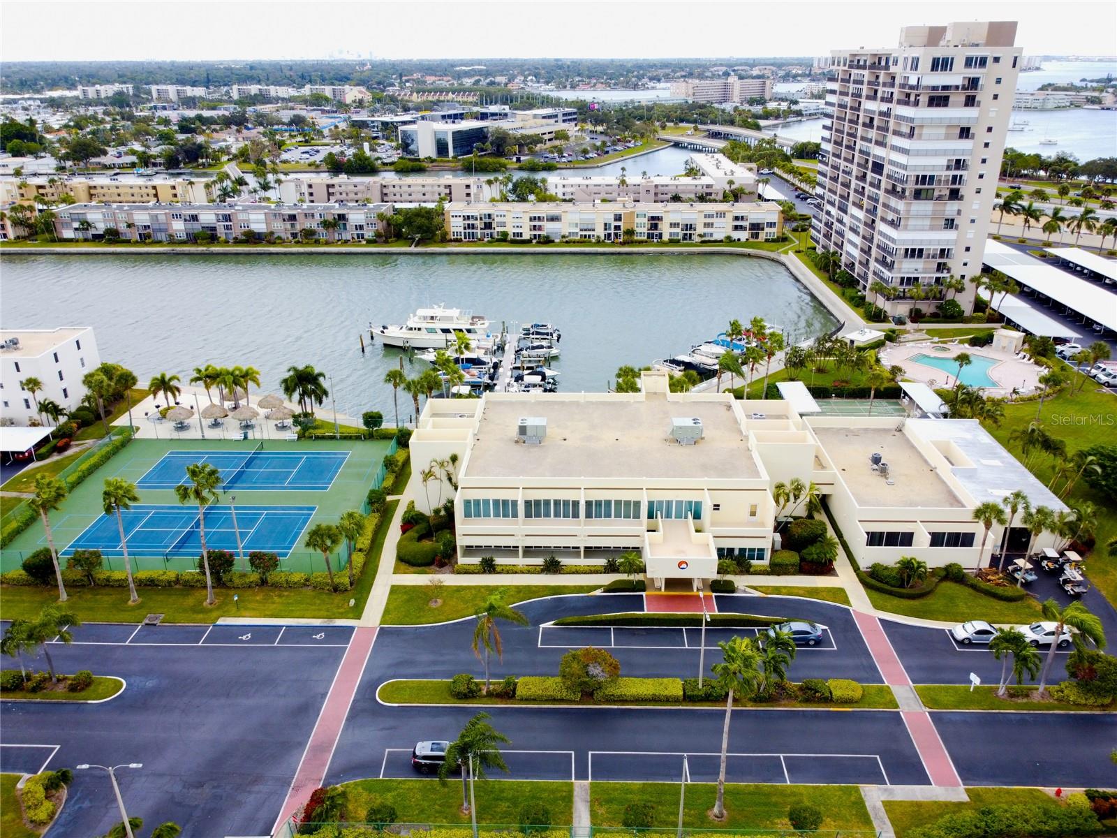 BAY ISLAND GROUP 6 - Residential Lease