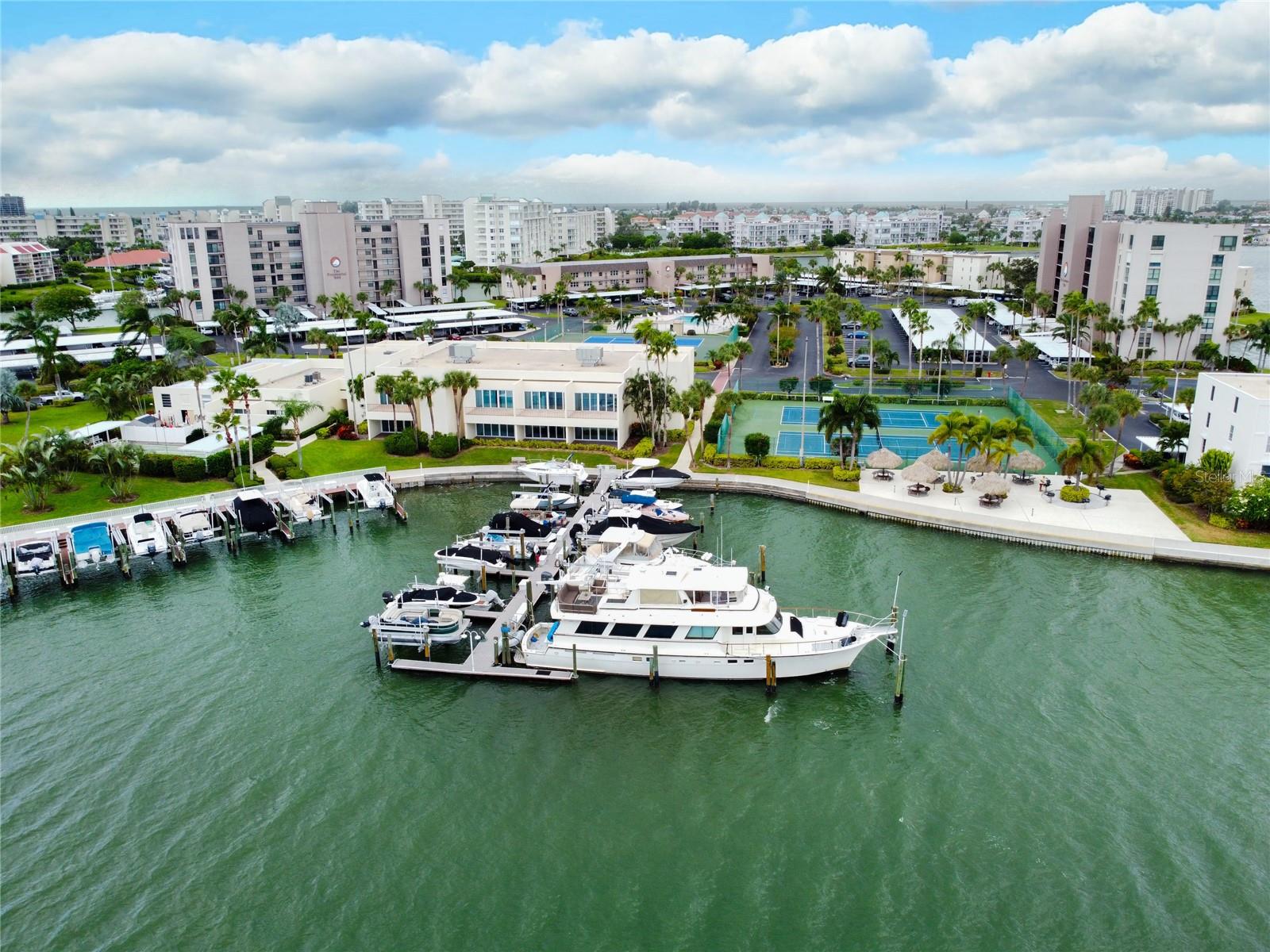 BAY ISLAND GROUP 6 - Residential Lease