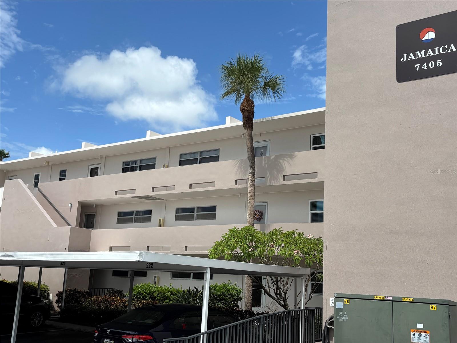 BAY ISLAND GROUP 6 - Residential Lease