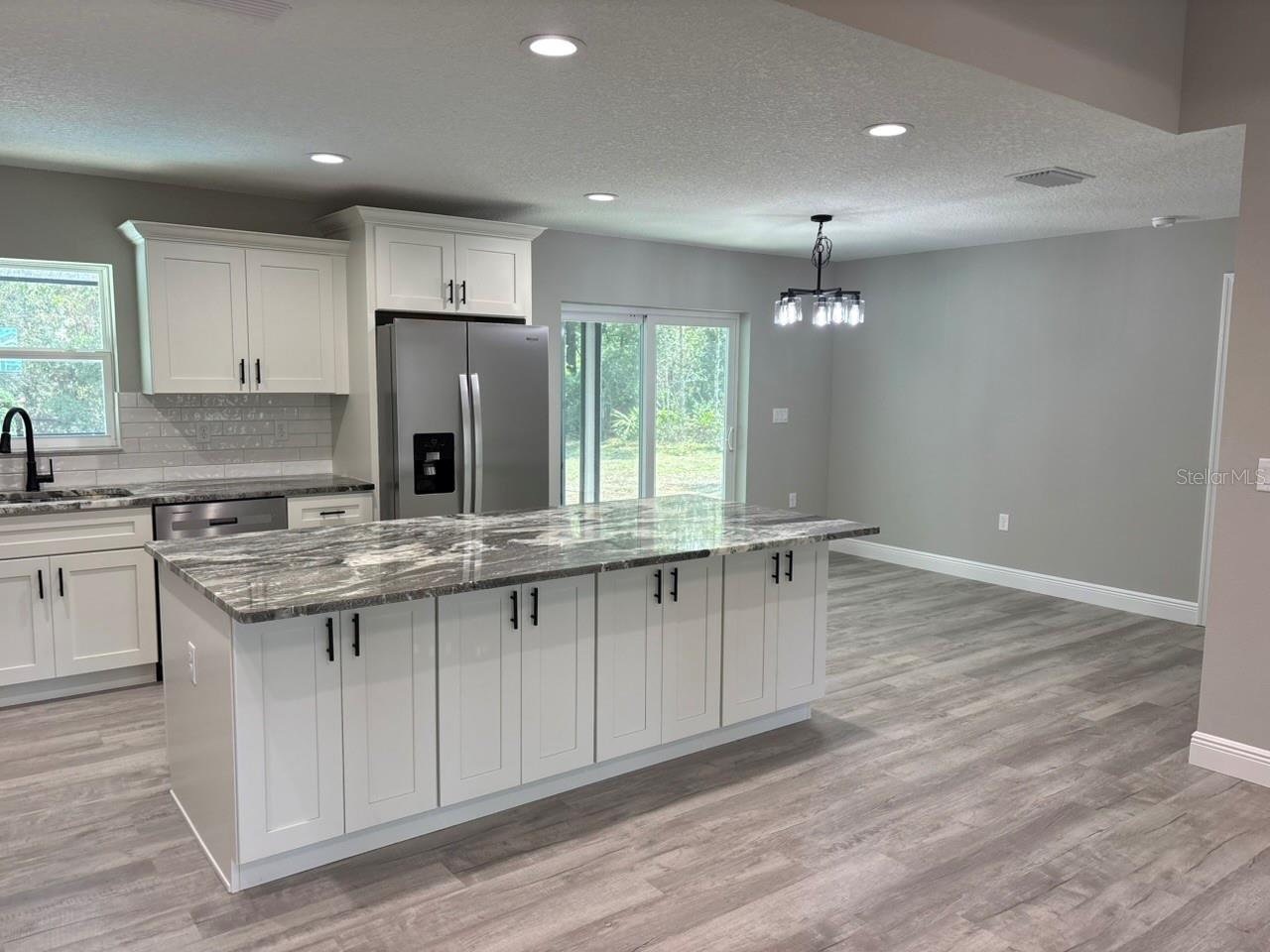 PINE RIDGE - Residential