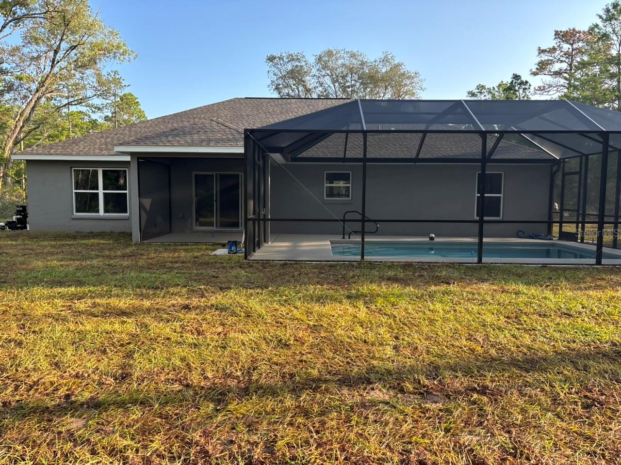 PINE RIDGE - Residential