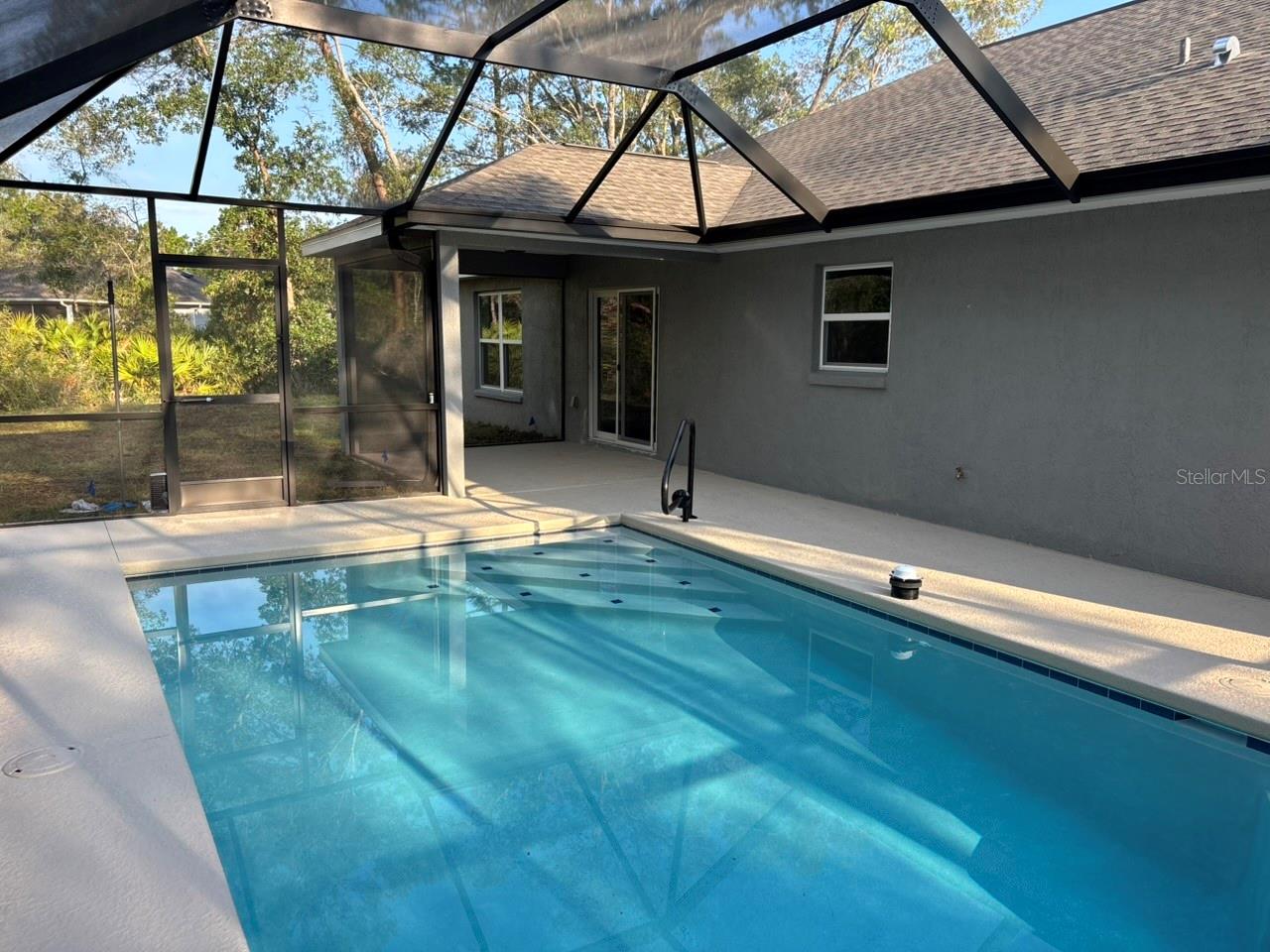PINE RIDGE - Residential
