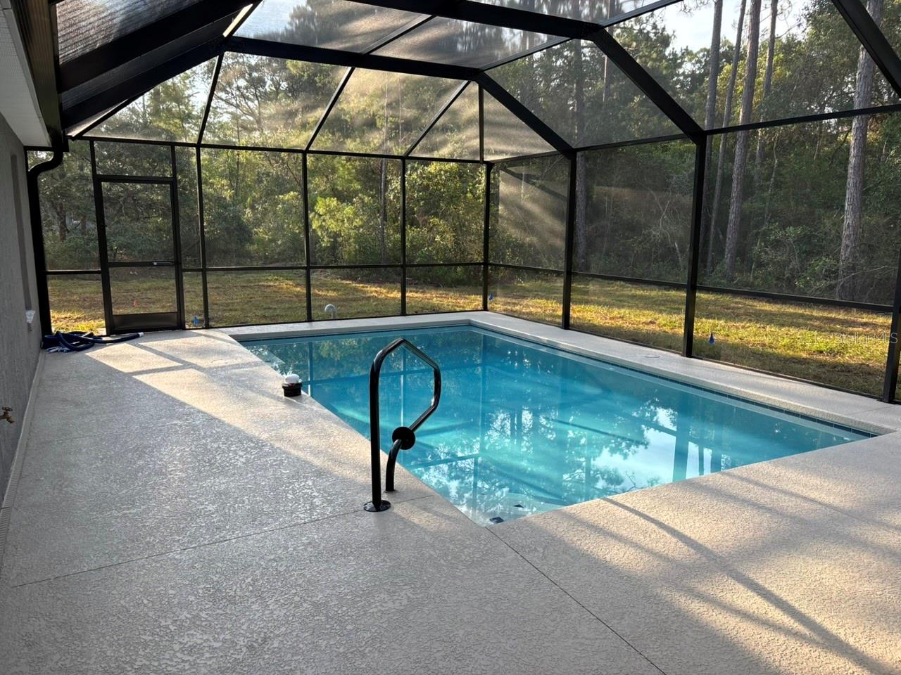 PINE RIDGE - Residential