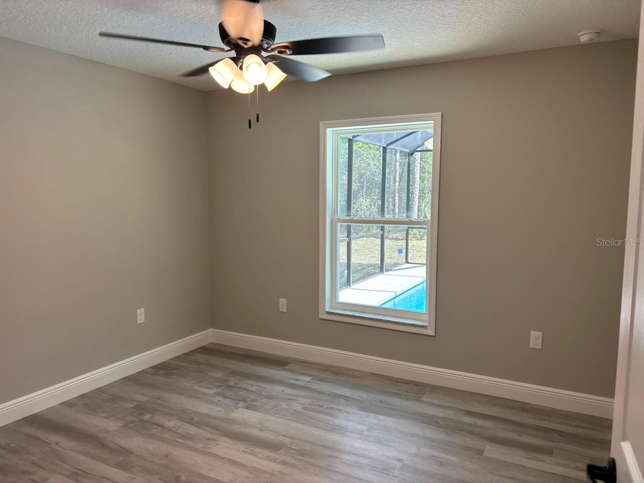 PINE RIDGE - Residential