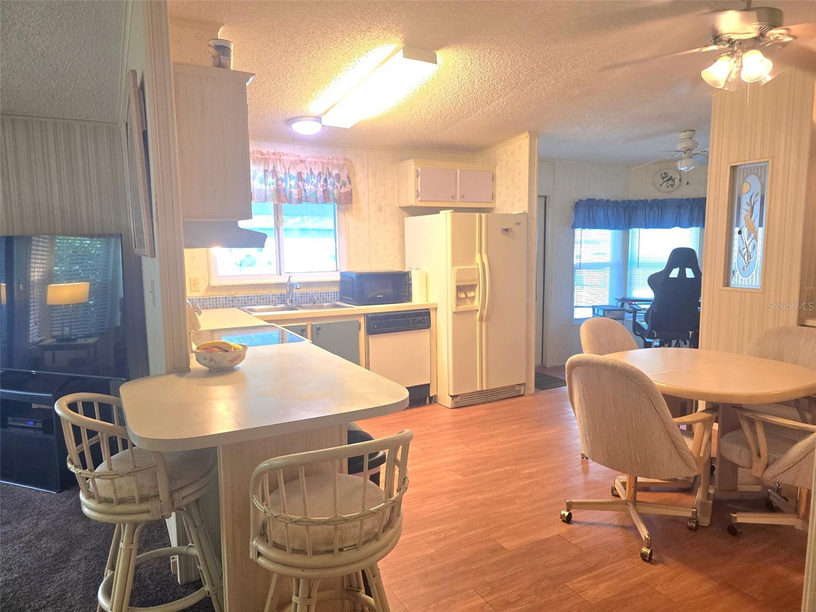 SWEETWATER GOLF & TENNIS CLUB - Residential