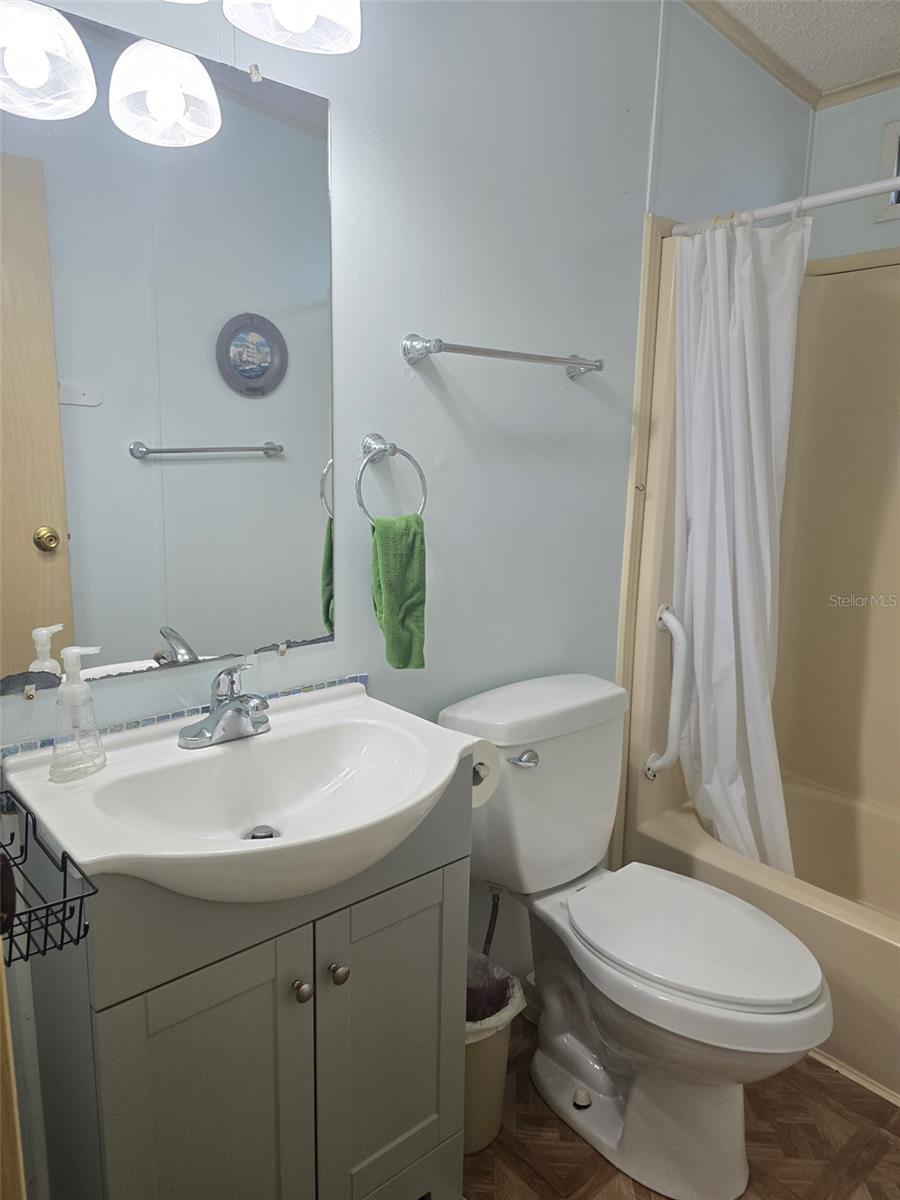 SWEETWATER GOLF & TENNIS CLUB - Residential