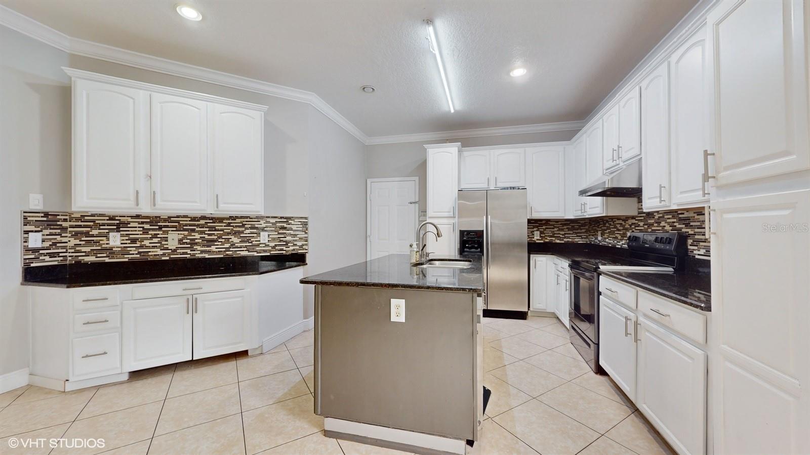 OAKHURST RESERVE UNIT TWO - Residential