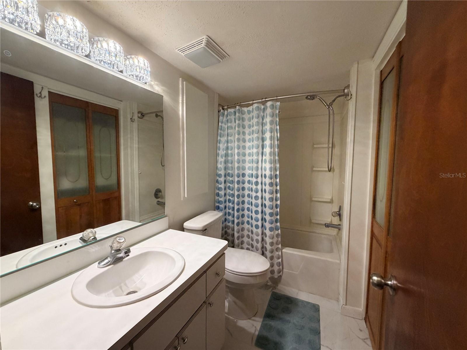FOREST LAKE NORTH - Residential
