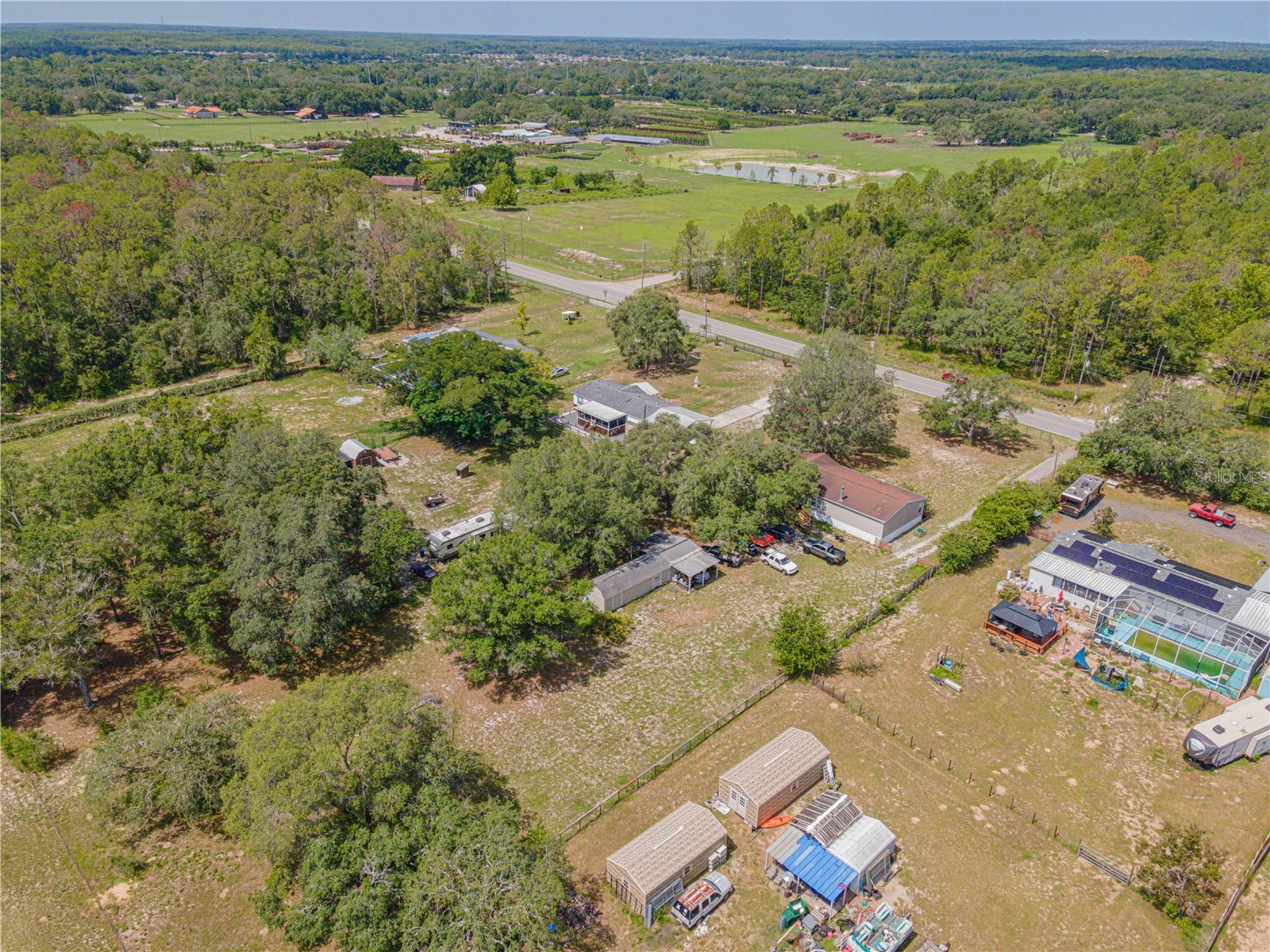 ALL COUNTRY ACRES - Residential