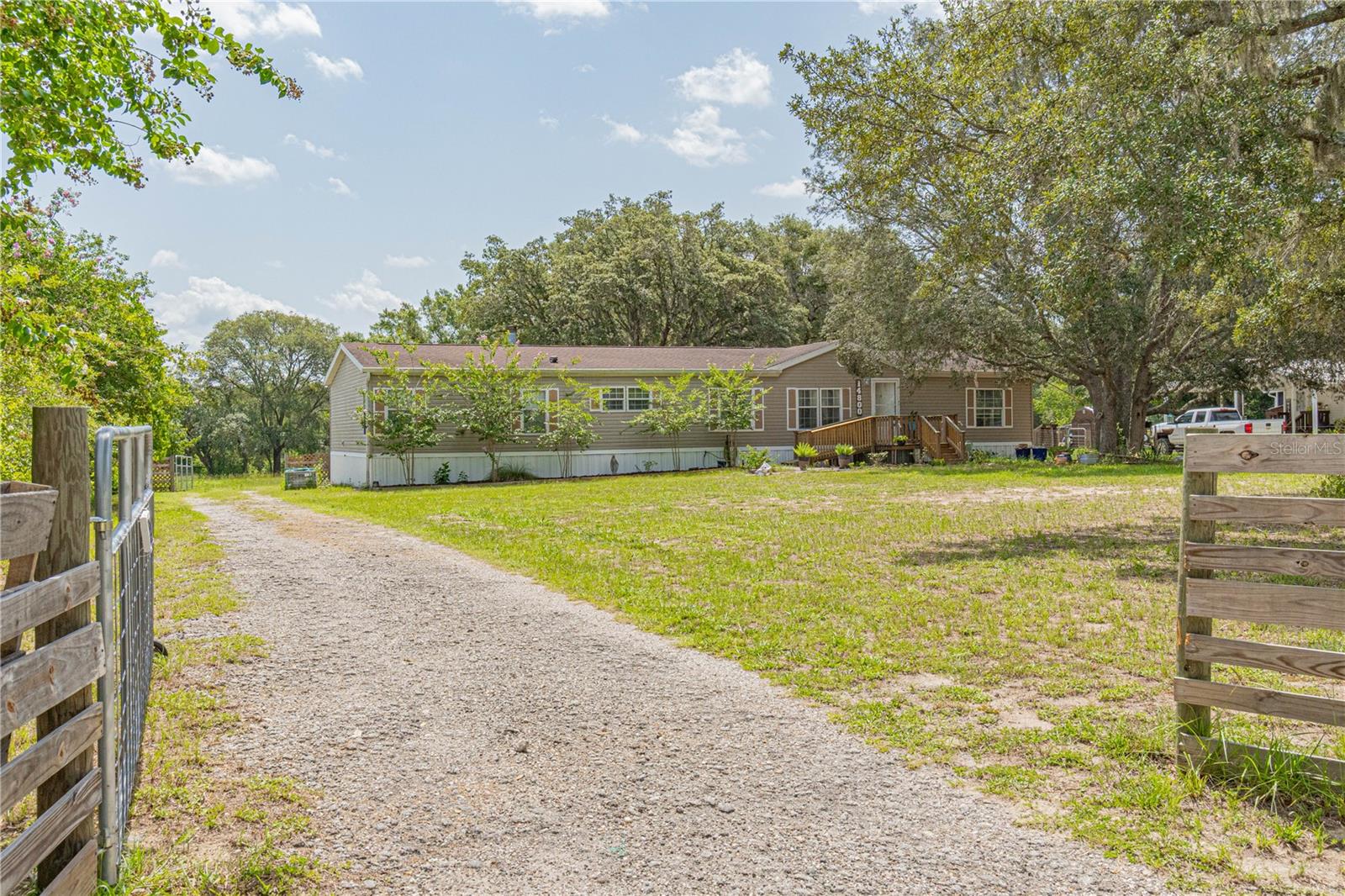 ALL COUNTRY ACRES - Residential