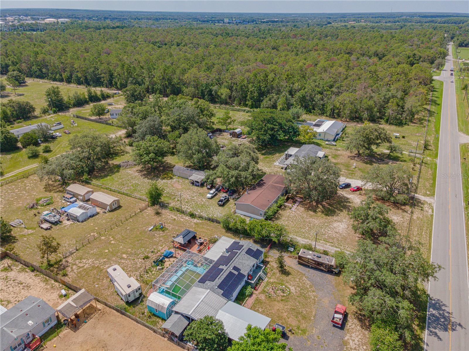 ALL COUNTRY ACRES - Residential