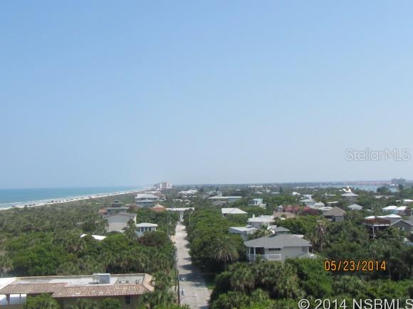 2/2 unit in Minorca. Community pool, tennis courts, spa, clubhouse, fitness center, ect.