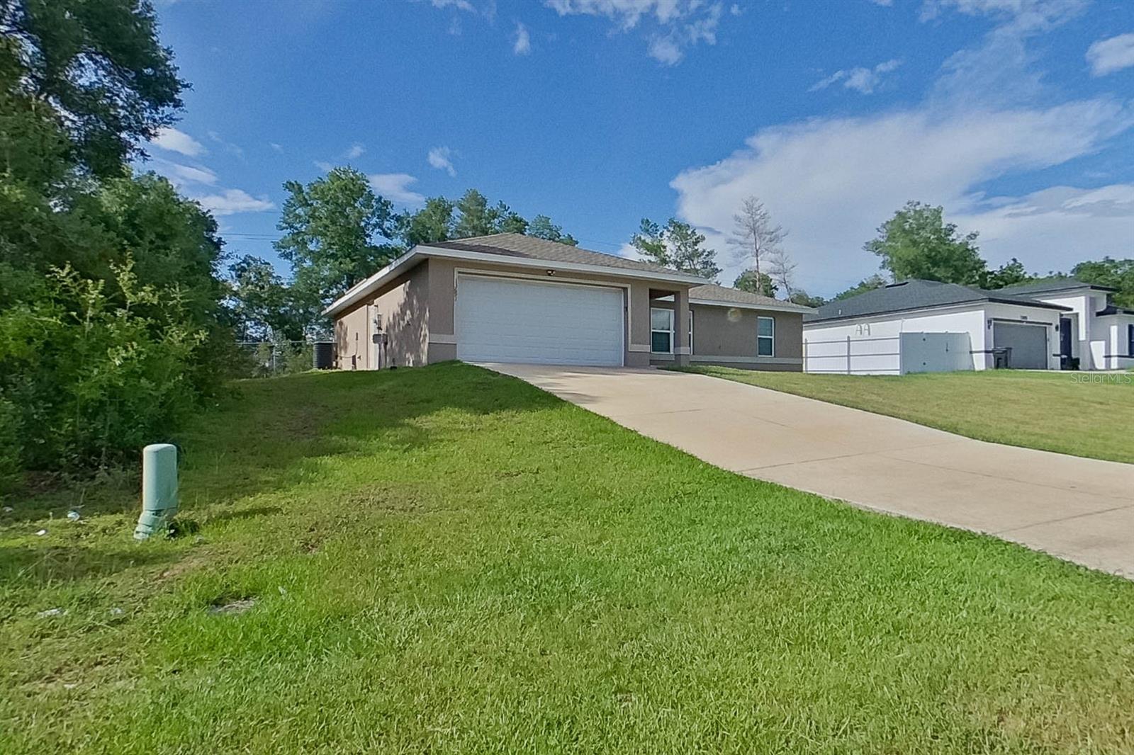 MARION OAKS UN 01 - Residential Lease