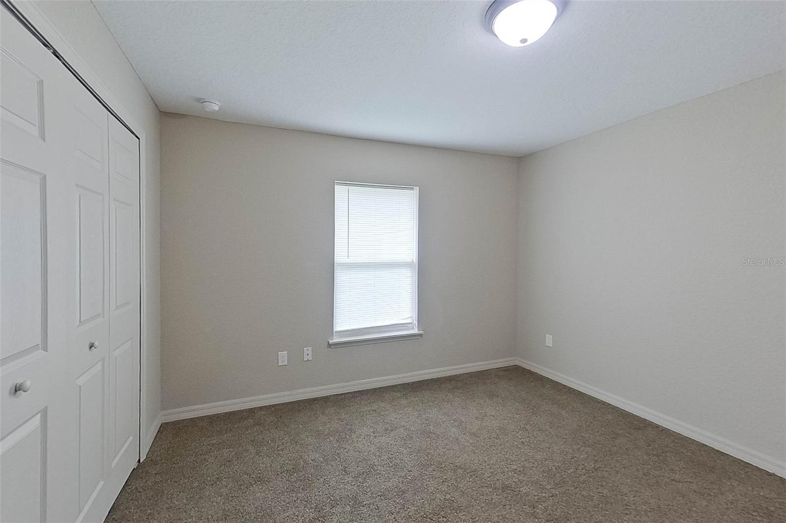 MARION OAKS UN 01 - Residential Lease